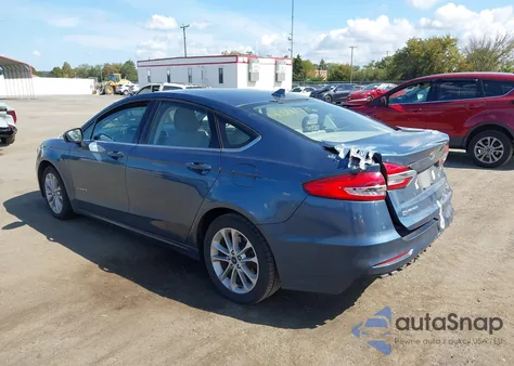 2019 Ford Fusion Hybrid Se z USA, uszkodzony, nr VIN 3FA6P0LU6KR154466